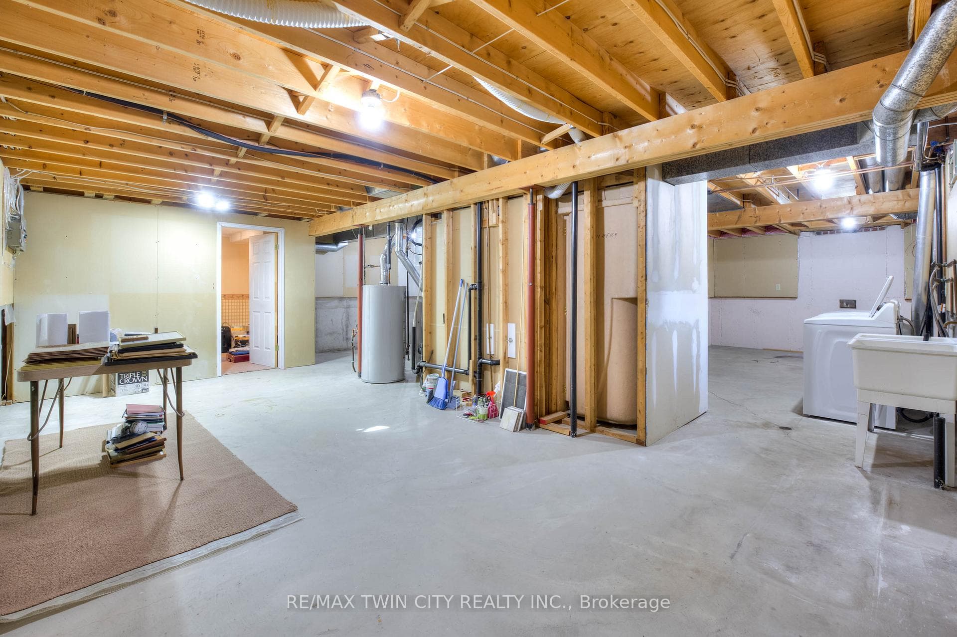 61 Delavan Drive photo 29