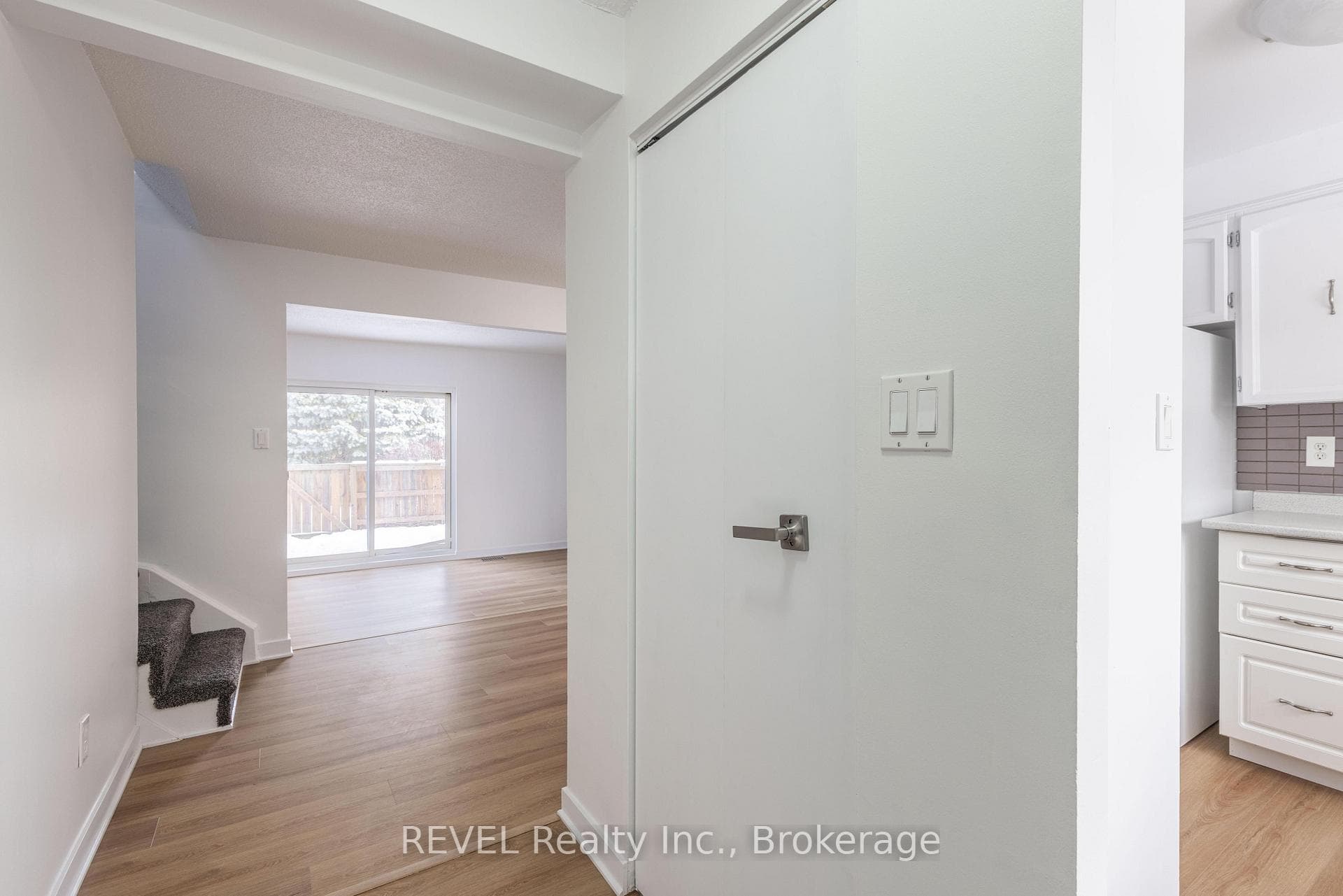 151 Linwell Road Unit 19 photo 9
