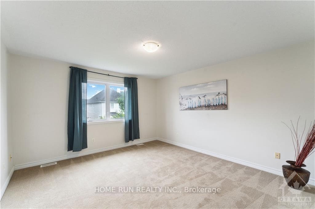 256 MOJAVE Crescent photo 16