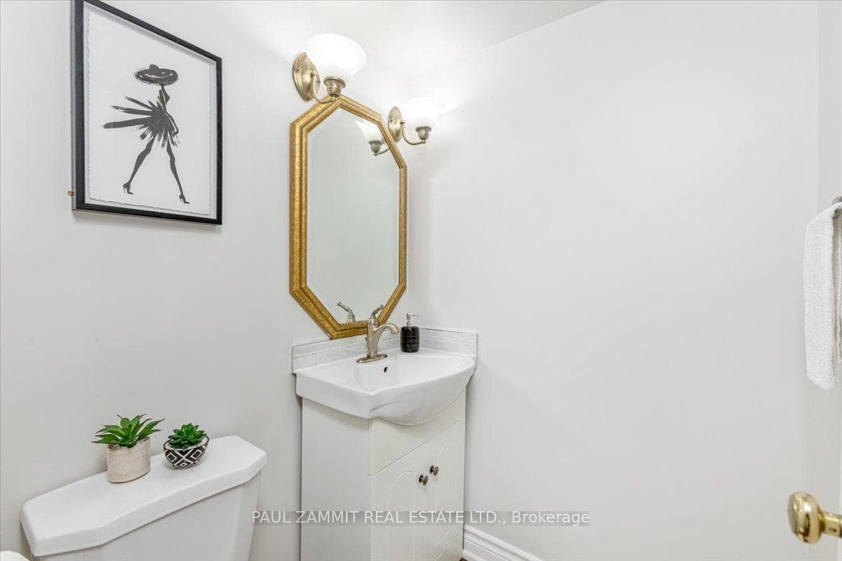 30 Baywood Court photo 21