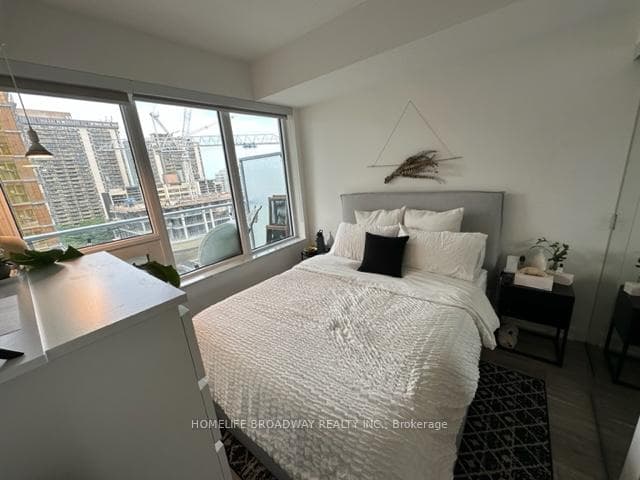 99 Broadway Avenue Unit 1111 photo 13