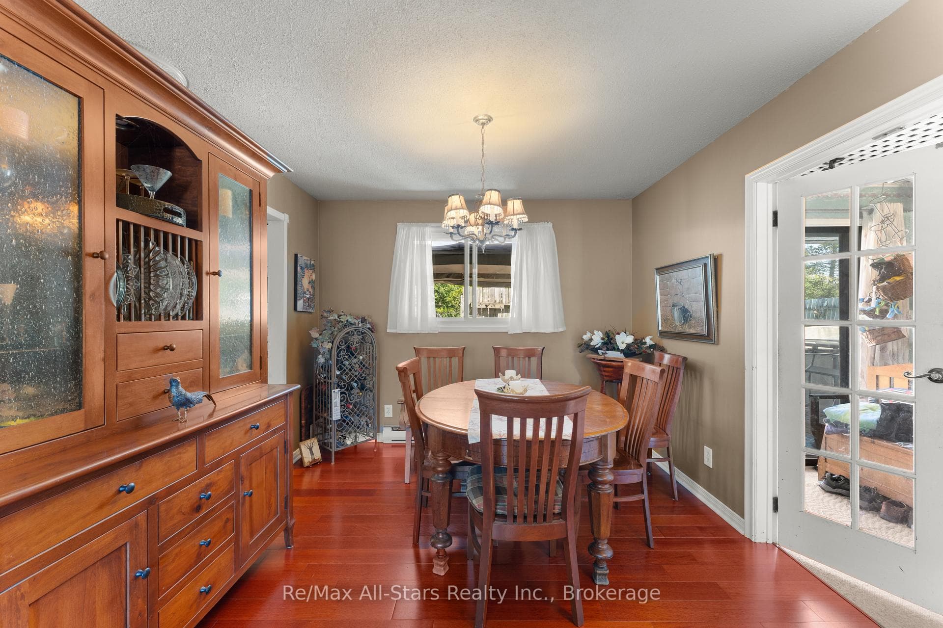 19 Janet Drive photo 10