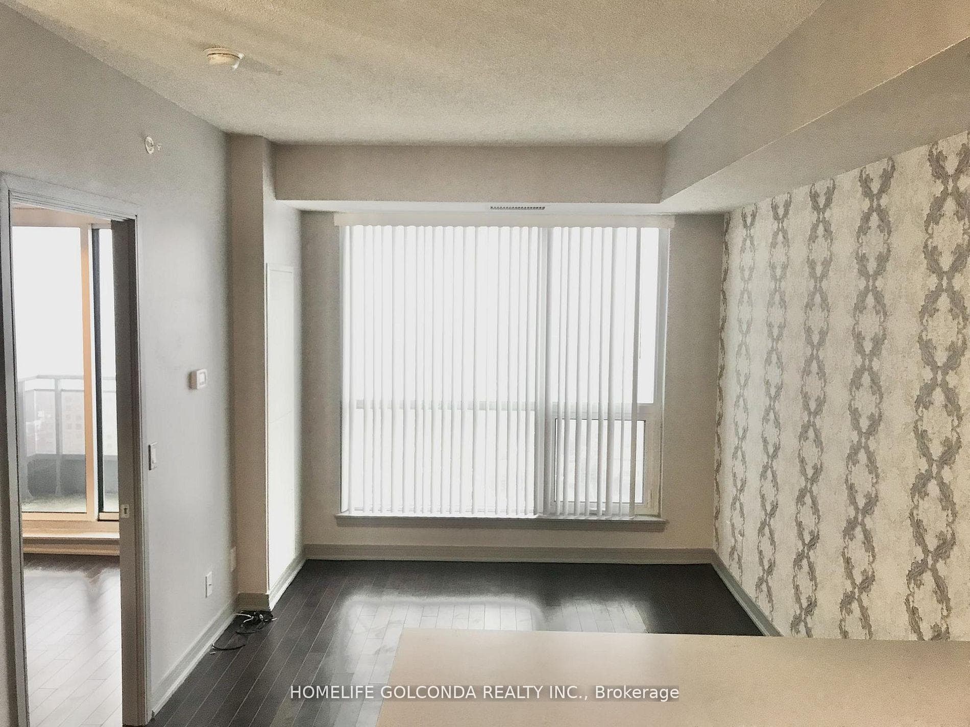 9201 Yonge Street Unit 1905 photo 9