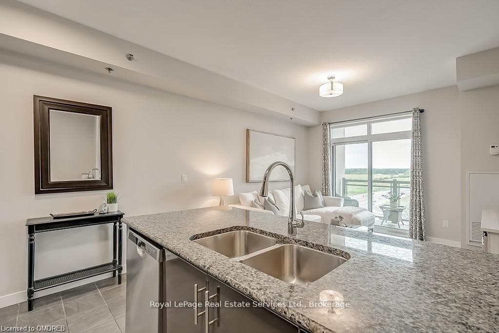 2490 Old Bronte Road Unit 624 photo 7