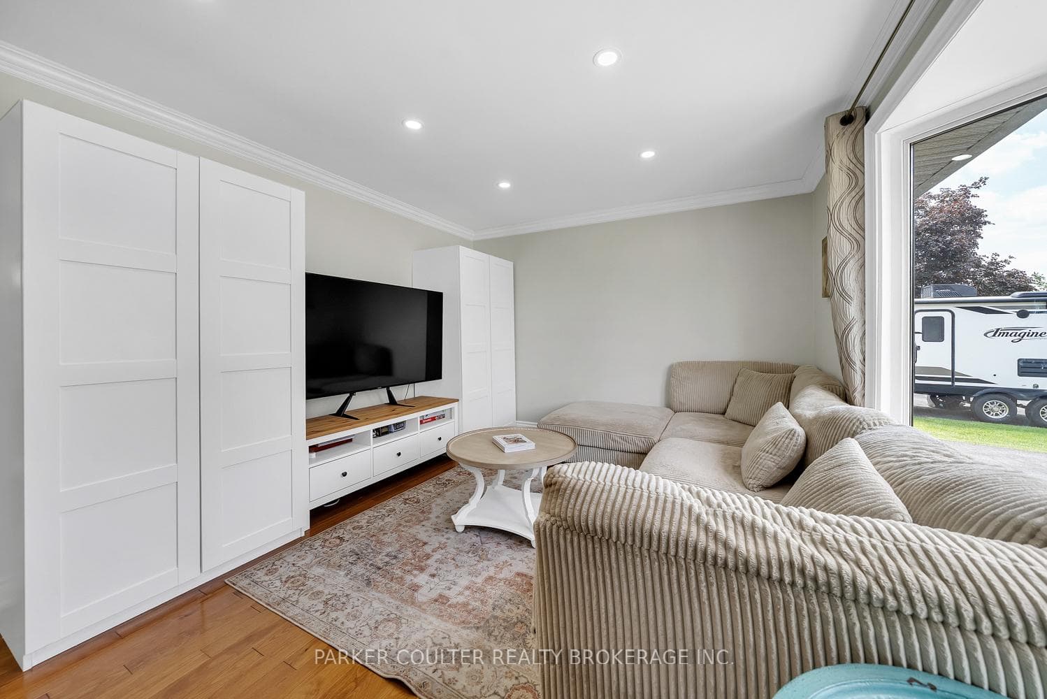289 Pine Drive photo 6