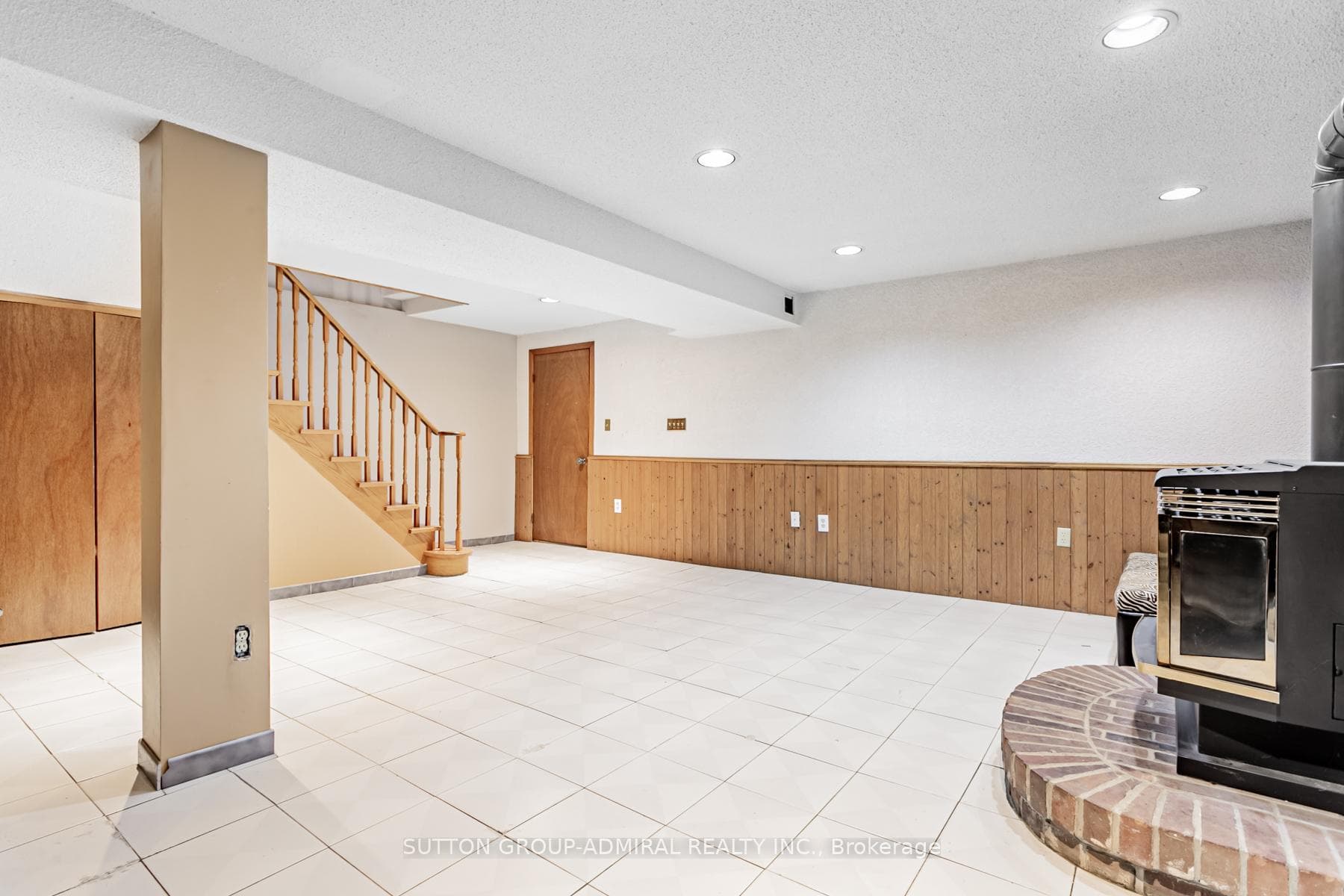3 Harbour Town Court photo 25