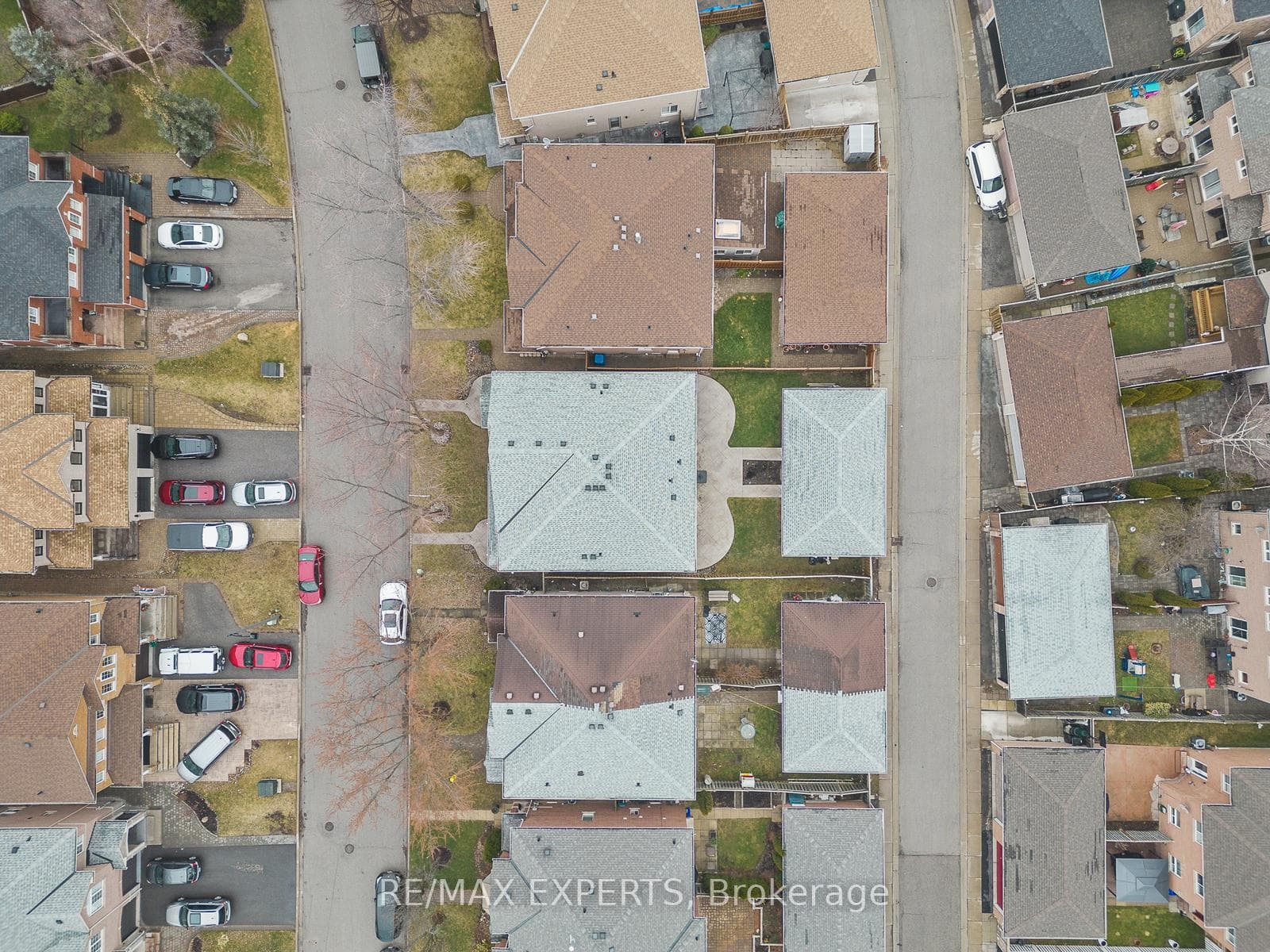 45 La Neve Avenue photo 36