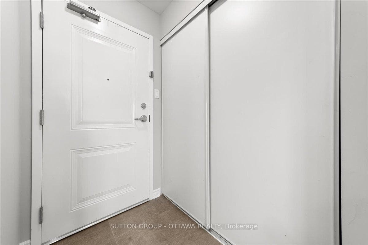360 Tribeca Private Unit 4 photo 4
