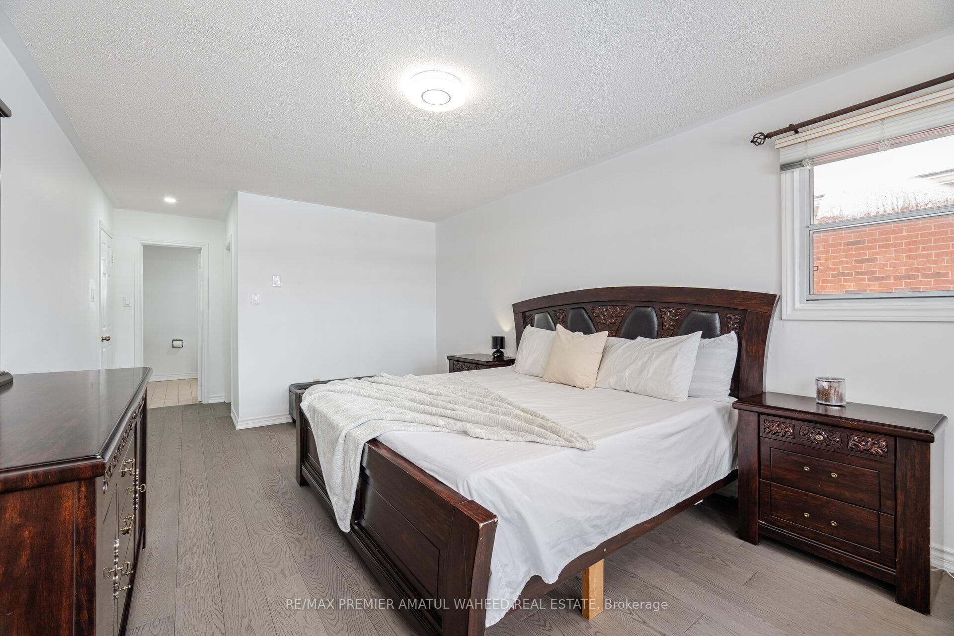 166 Killian Road photo 28