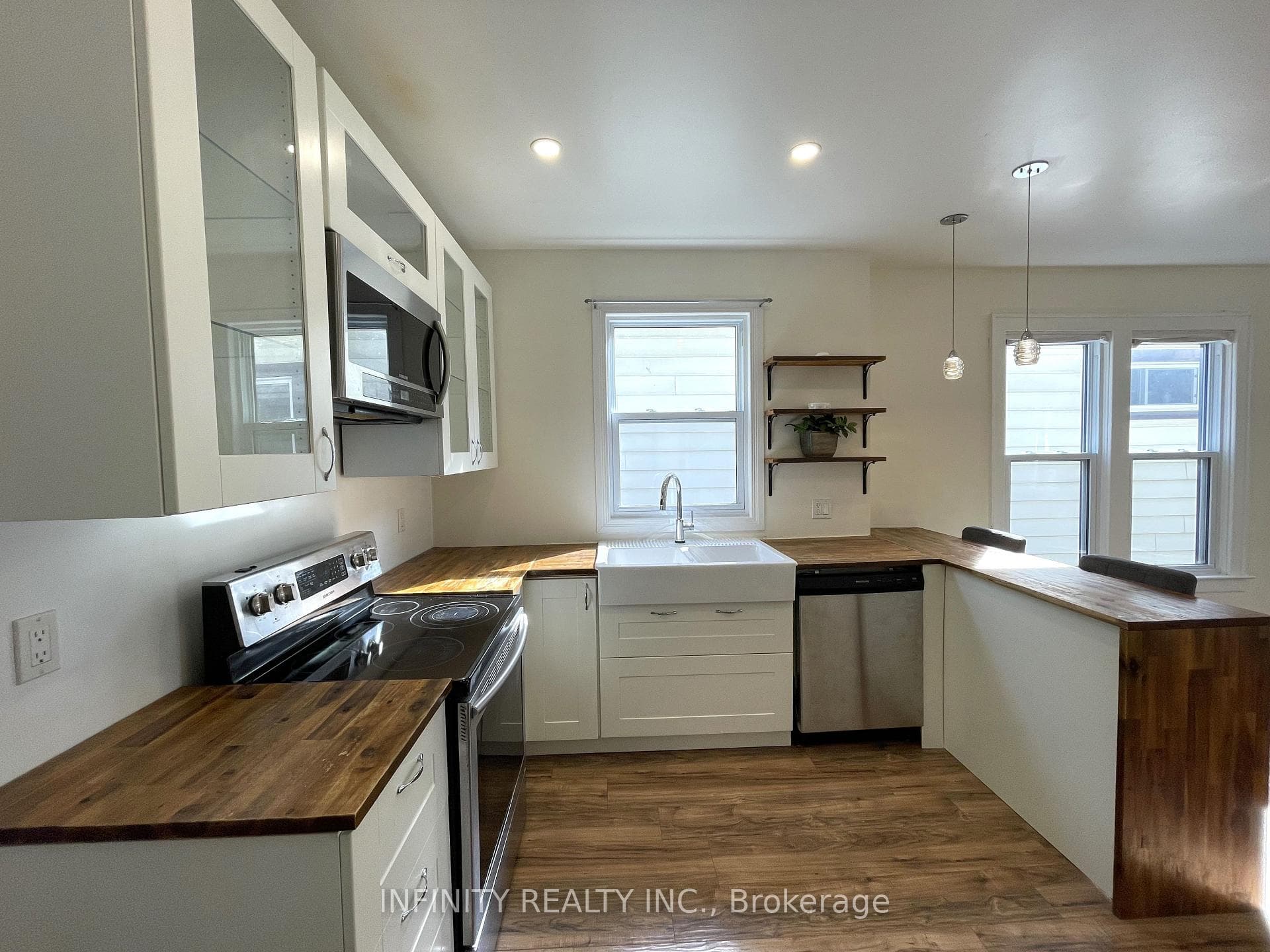 528 Elm Avenue photo 13