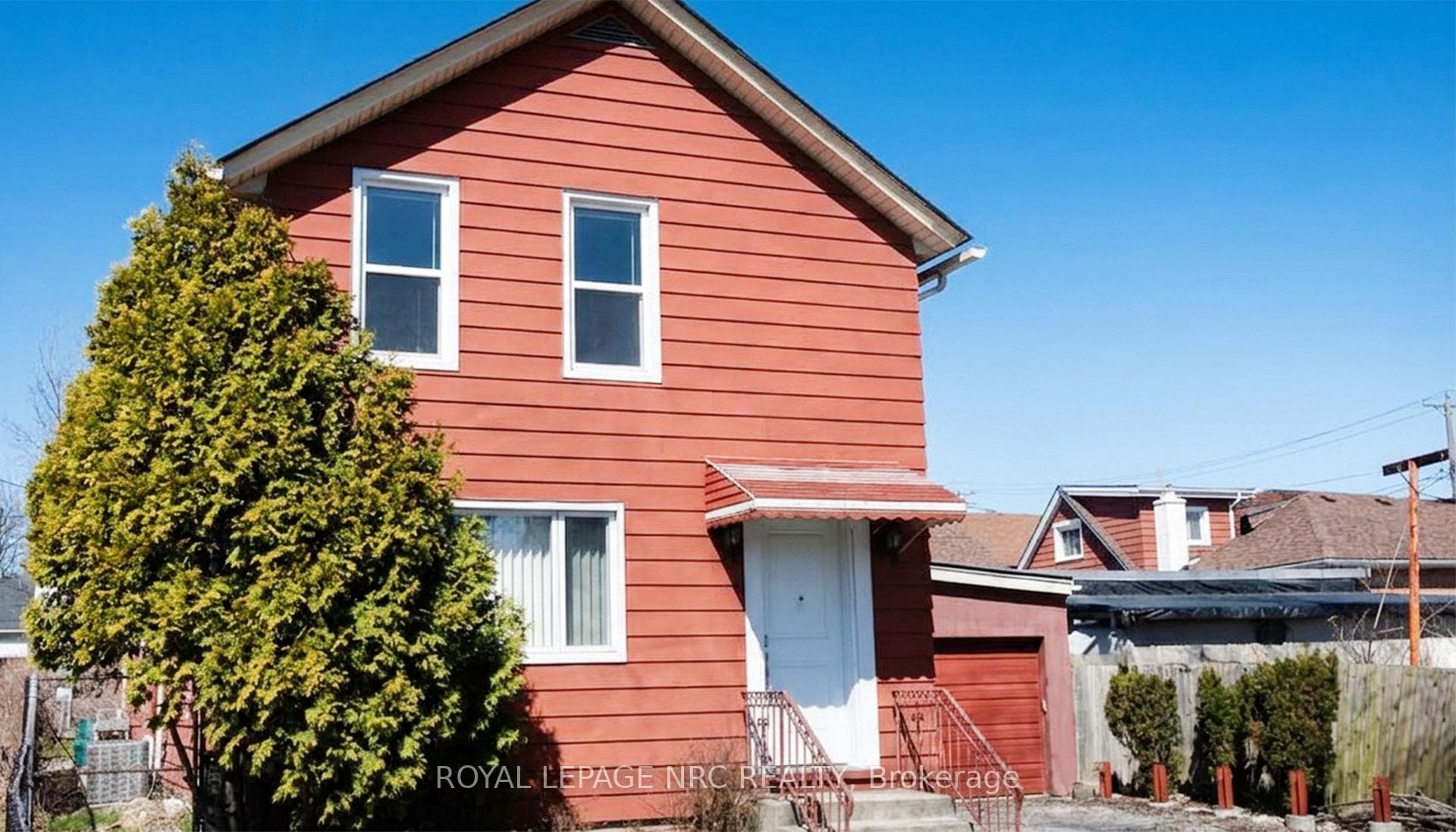 4593 Park Street photo 1