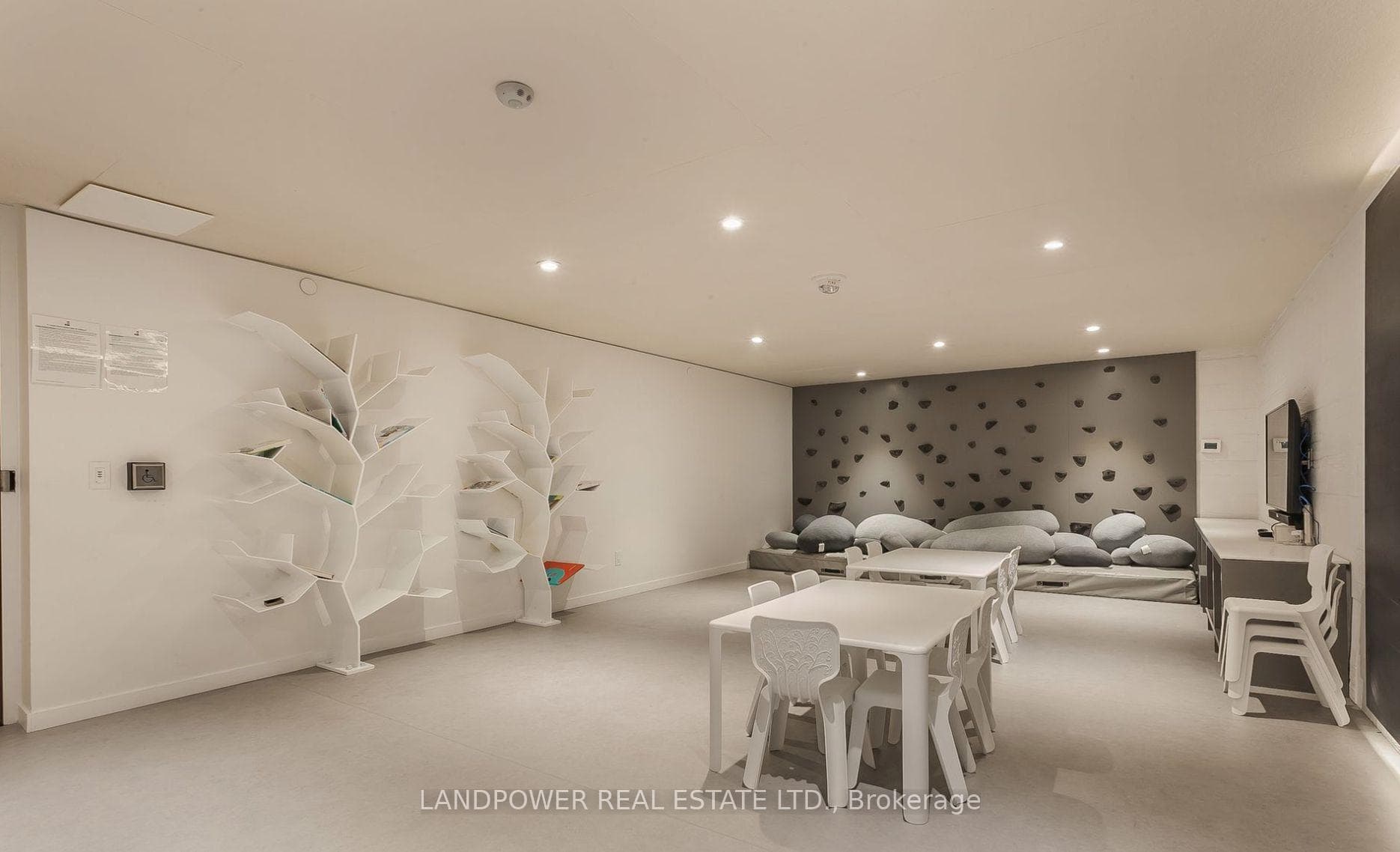 5 Soudan Avenue Unit 3002 photo 37