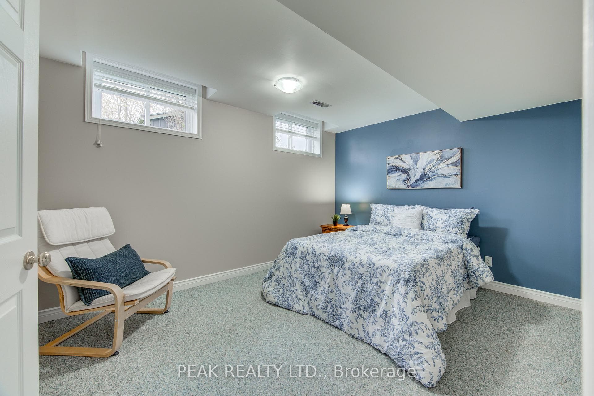 250 Westwood Avenue photo 35