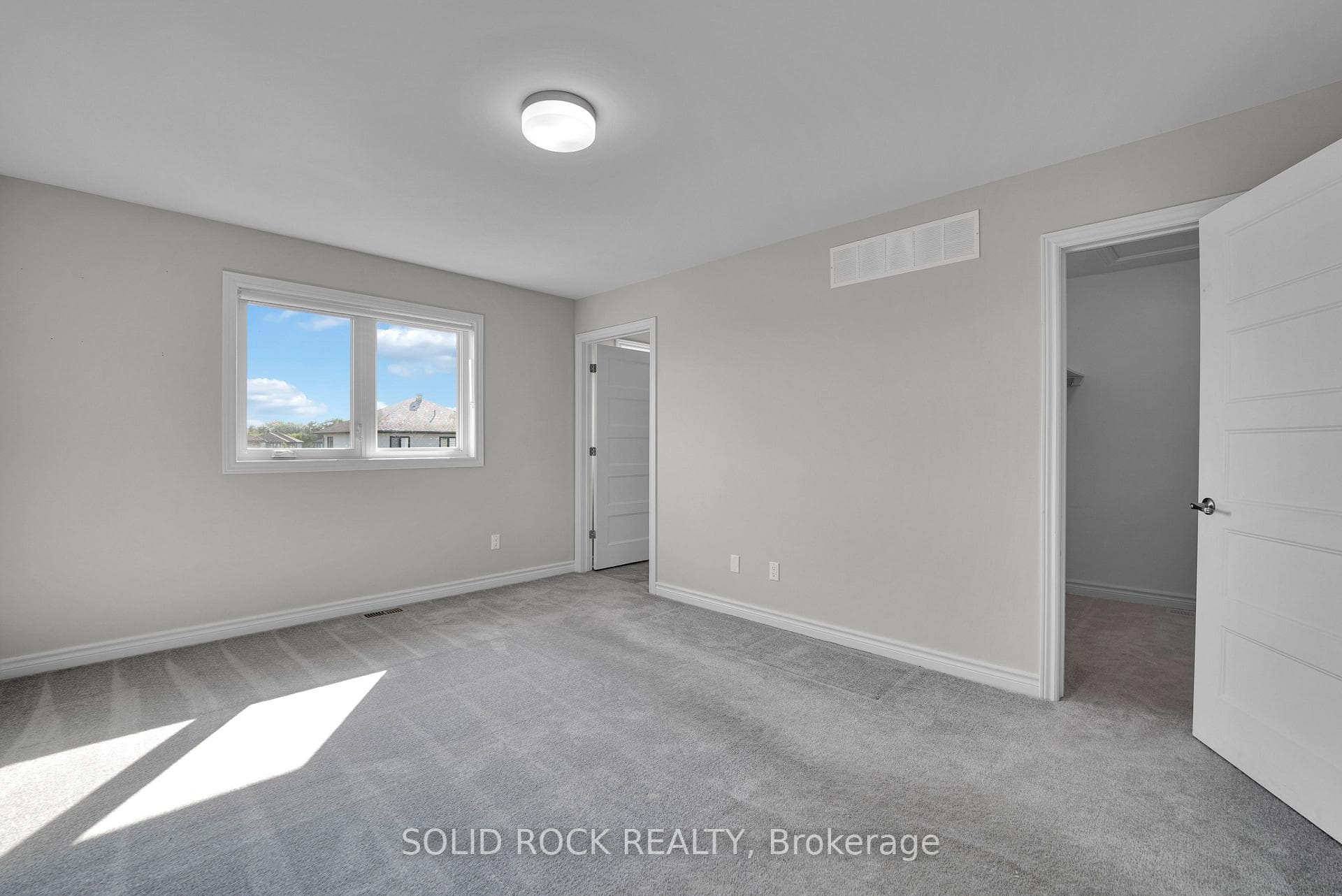 82 O'Donovan Drive photo 22