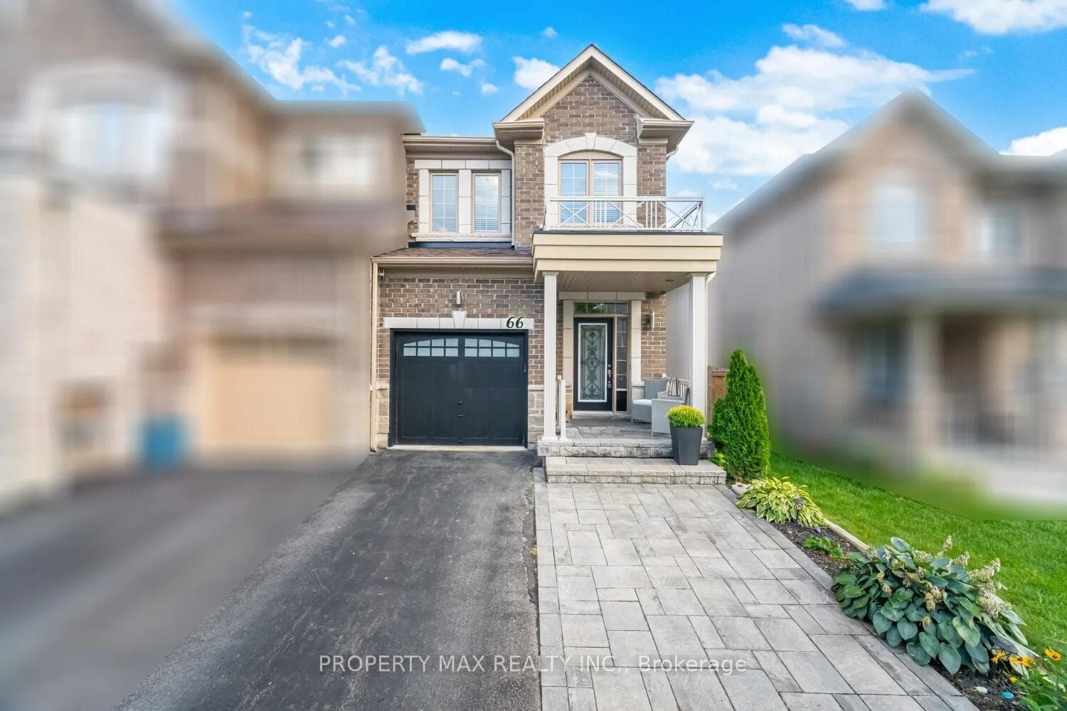 66 Rimrock Crescent photo 2