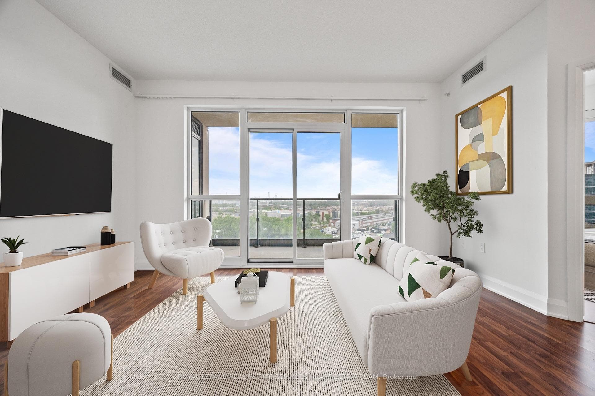 160 Vanderhoof Avenue Unit 913 photo 5