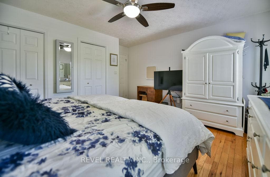 256 Bonaventure Drive photo 20