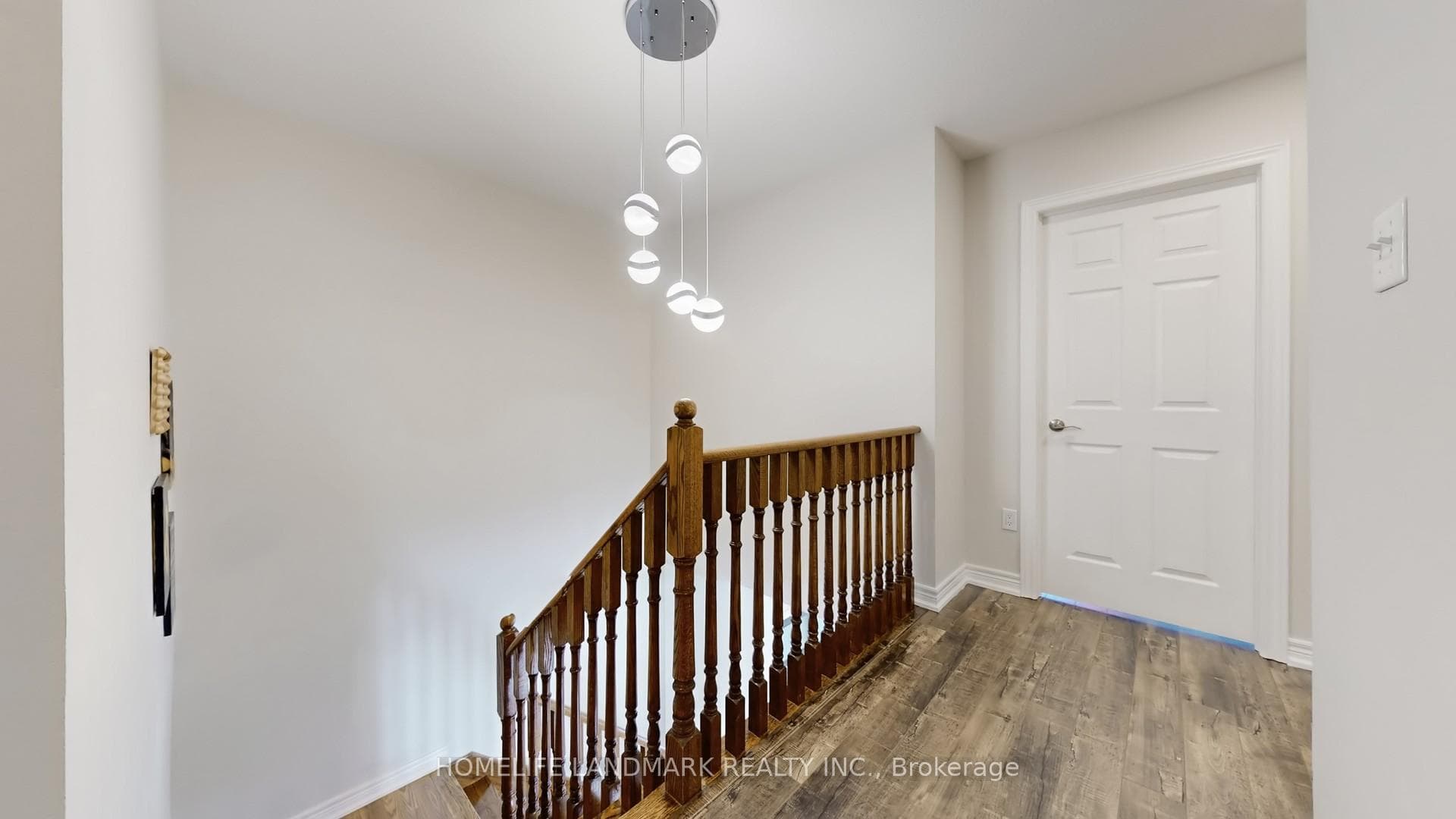 13 Woodway Lane photo 26