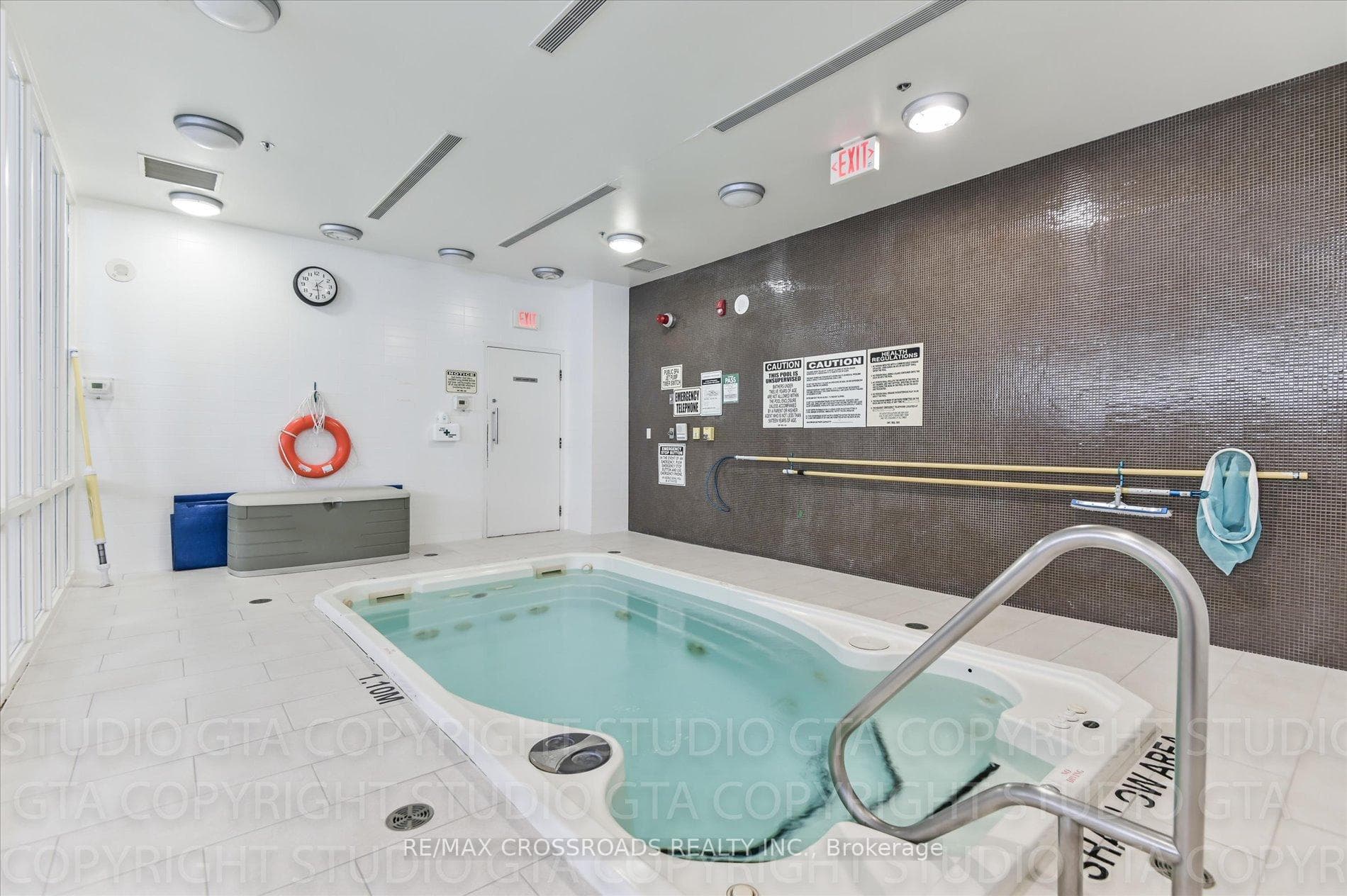 126 Simcoe Street Unit 706 photo 20