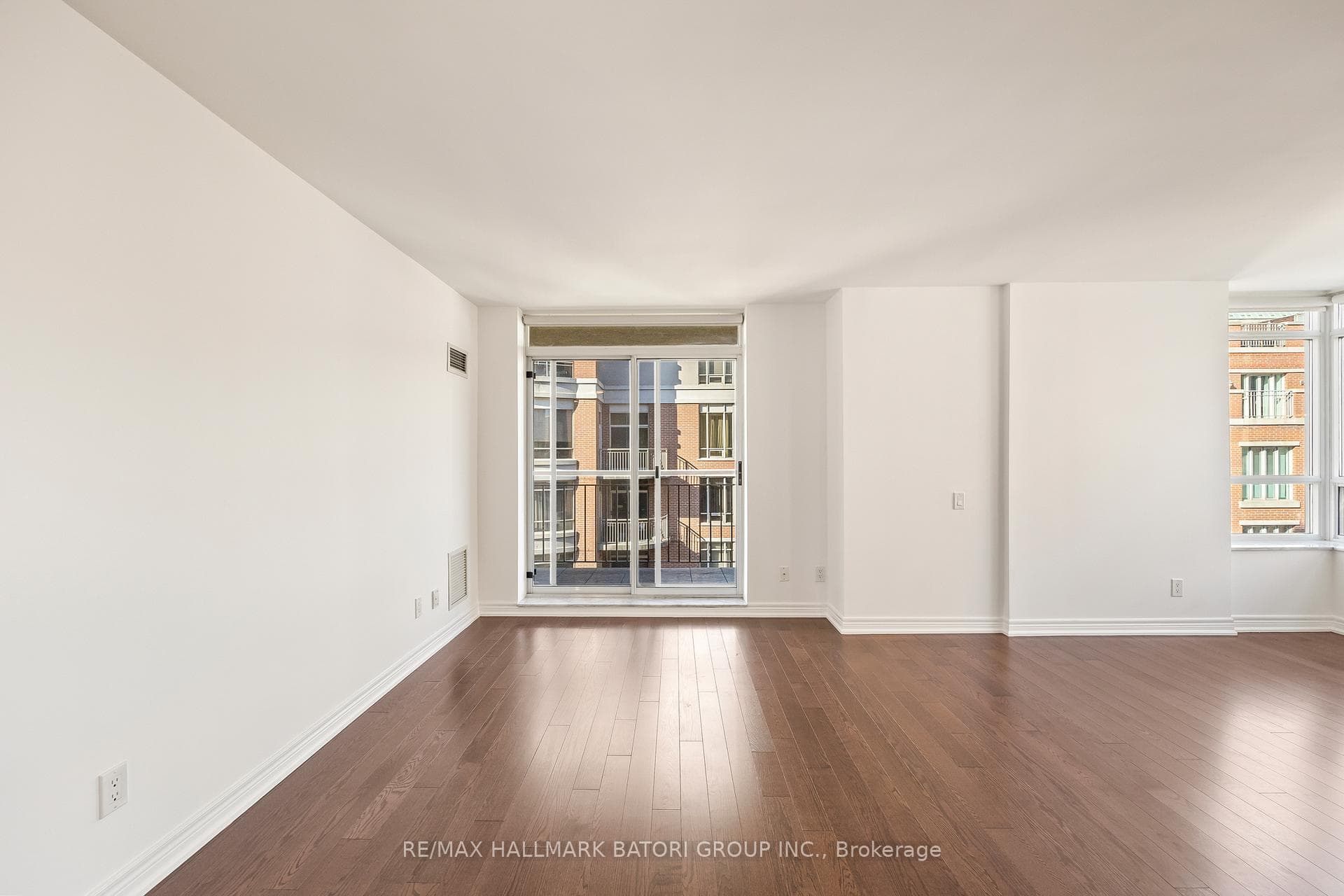60 St Clair Avenue Unit 1103 photo 9