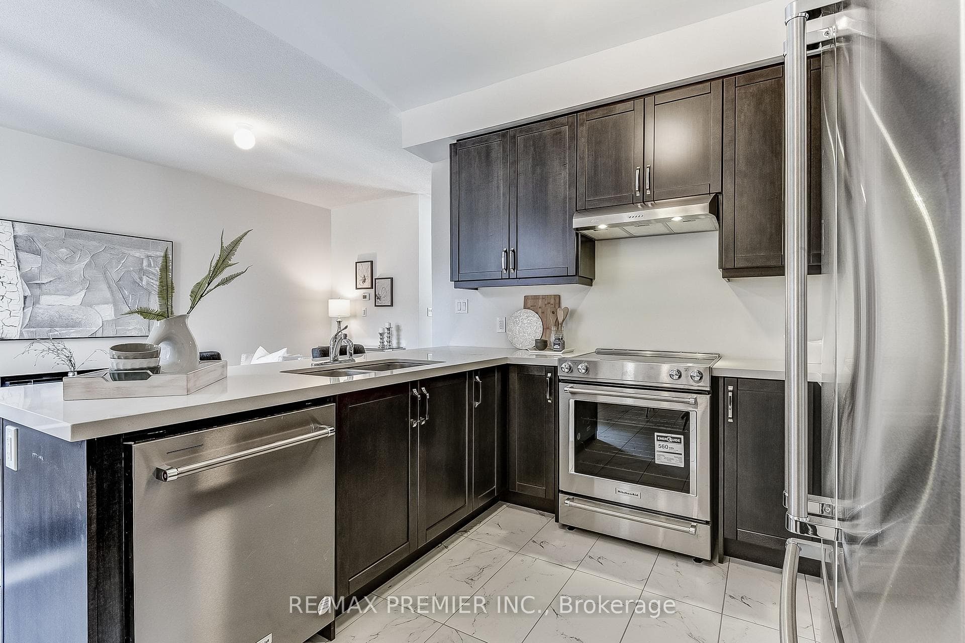 309 Coronation Road photo 13