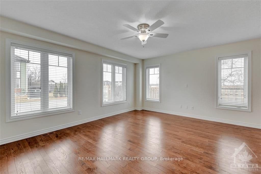755 MALOJA Way photo 10