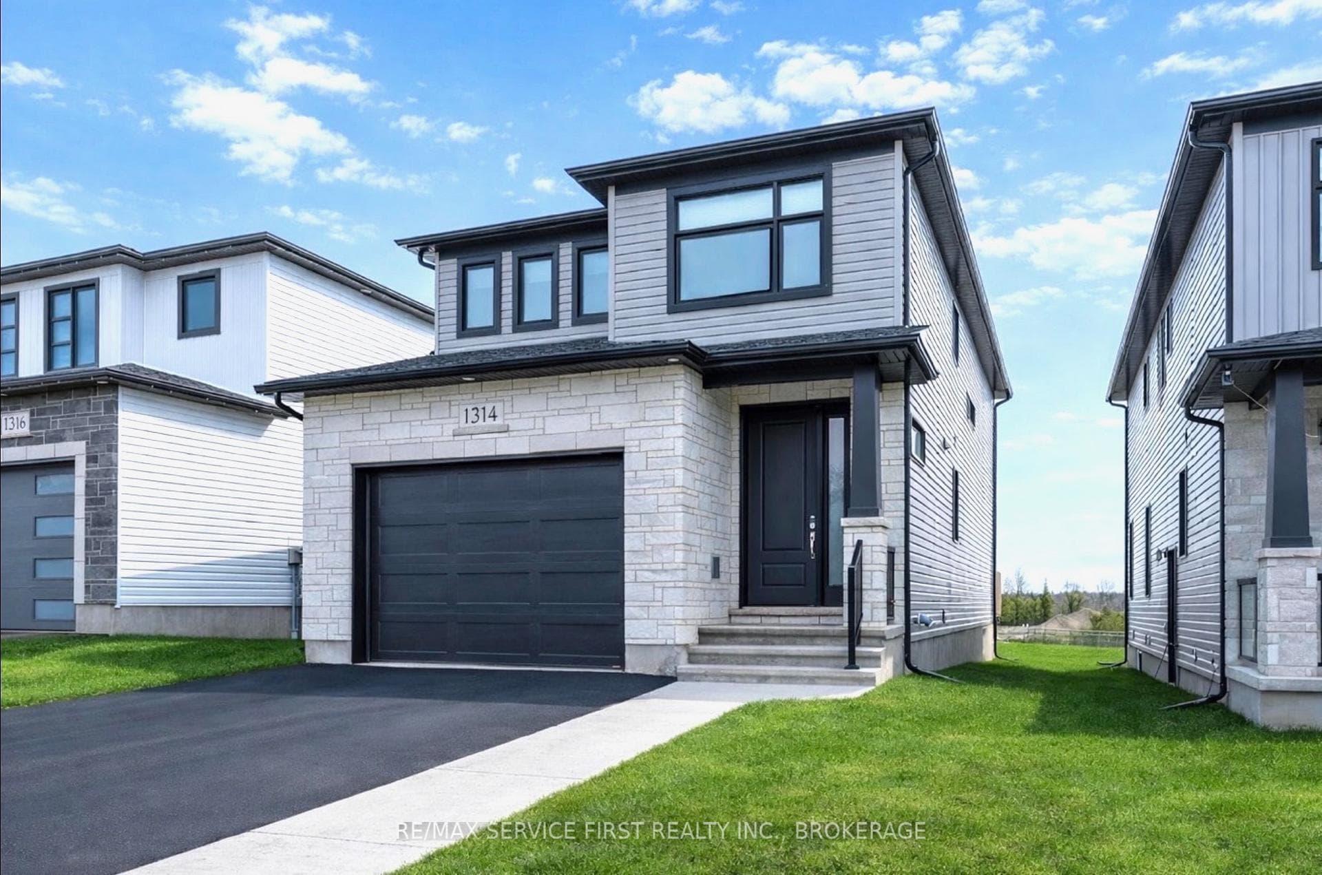 1314 Turnbull Way photo 1