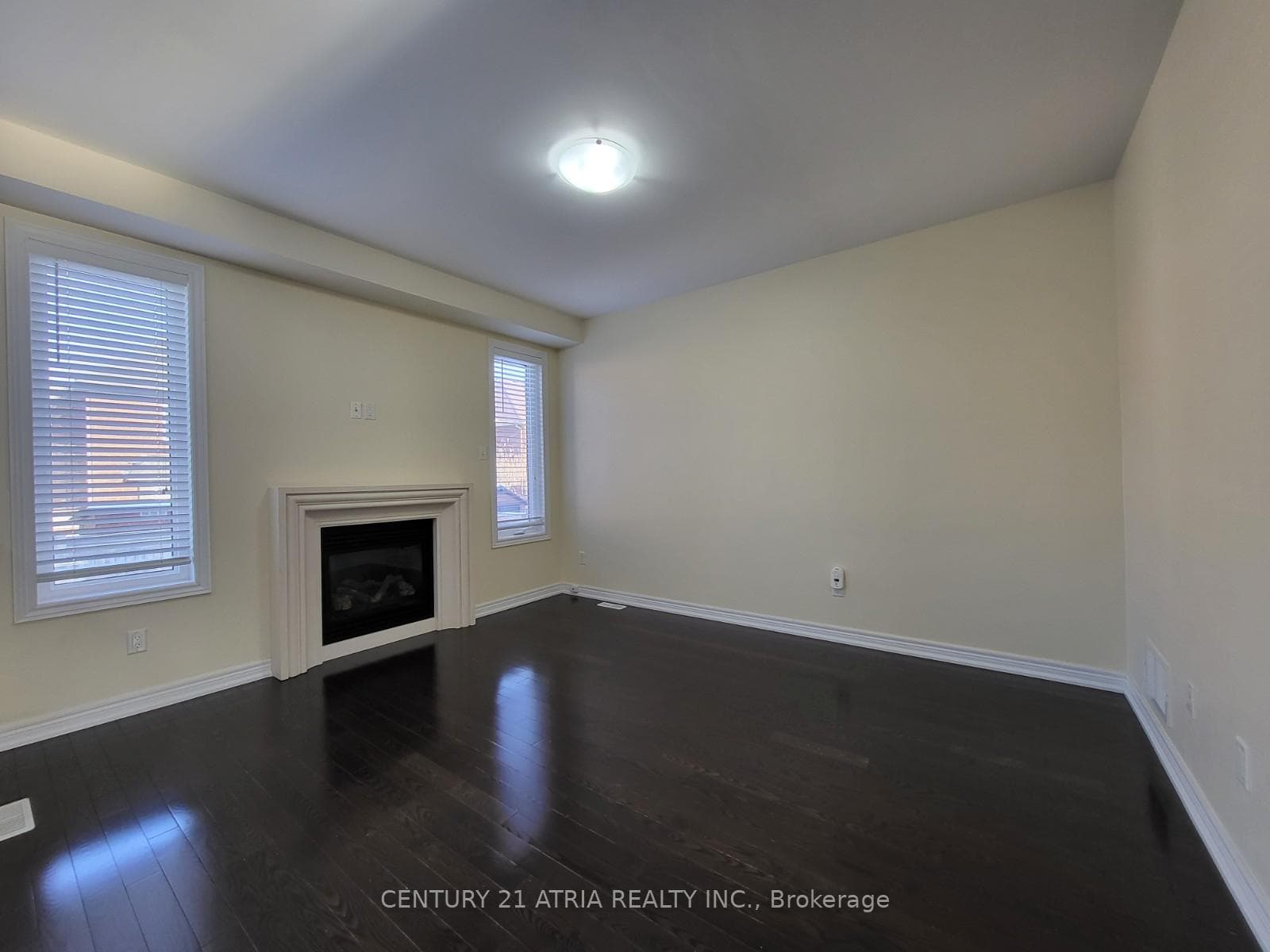 108 Lewis Honey Drive photo 3