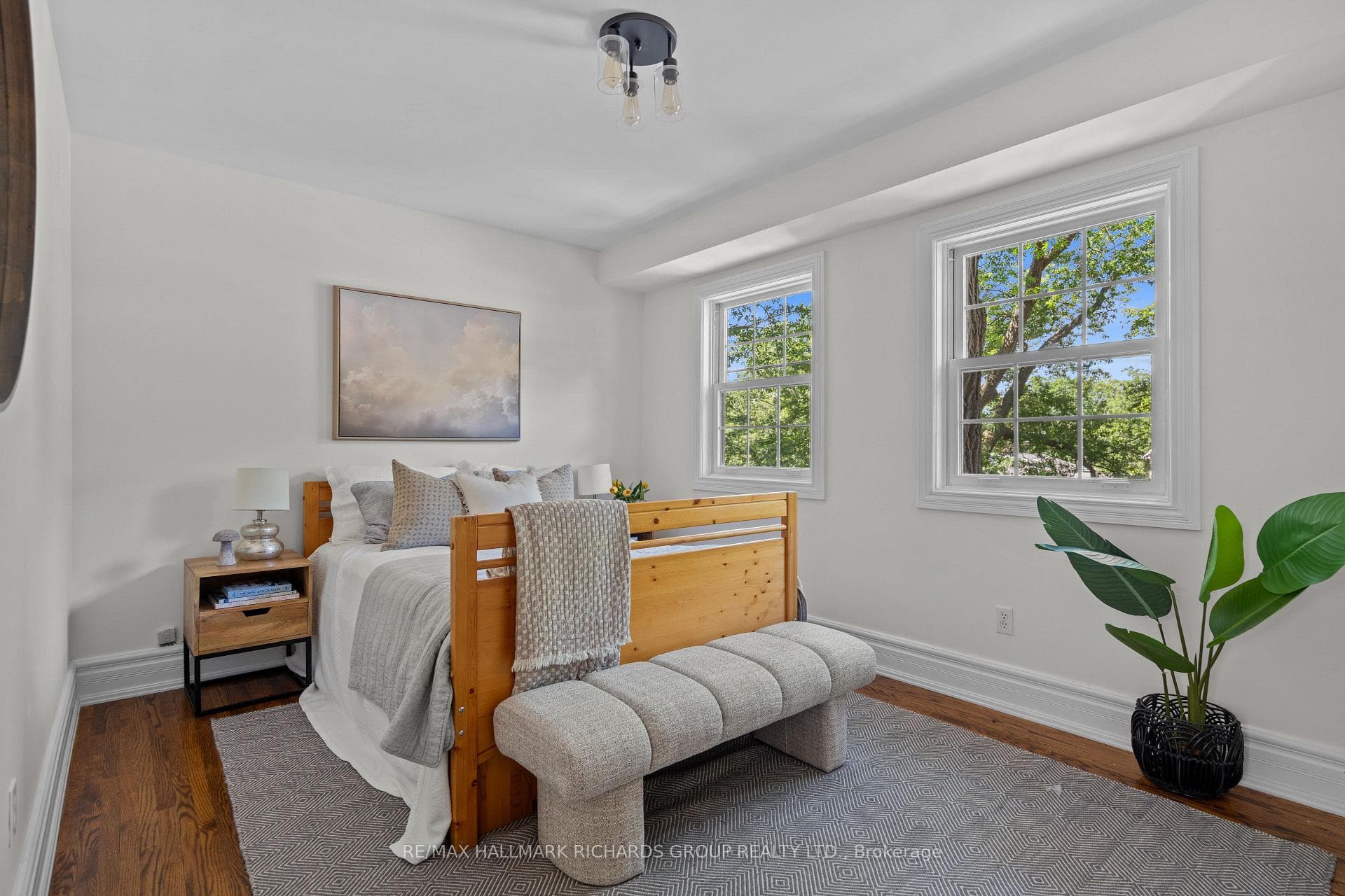 180 Willow Avenue photo 19