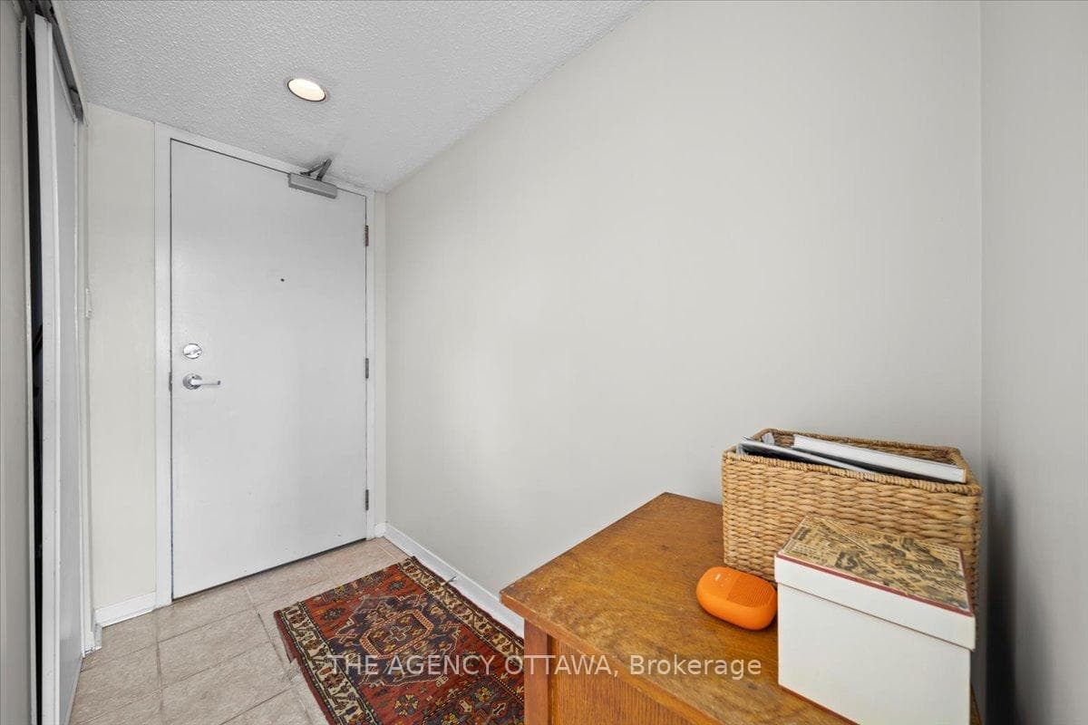 45 Holland Avenue Unit 608 photo 21