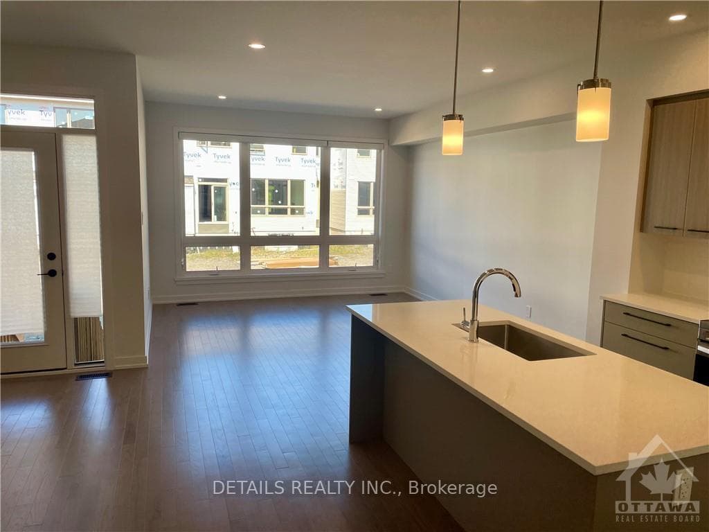 370 Walden Drive photo 4