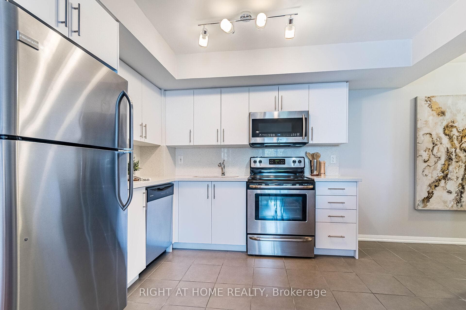 800 Lawrence Avenue Unit 508 photo 7