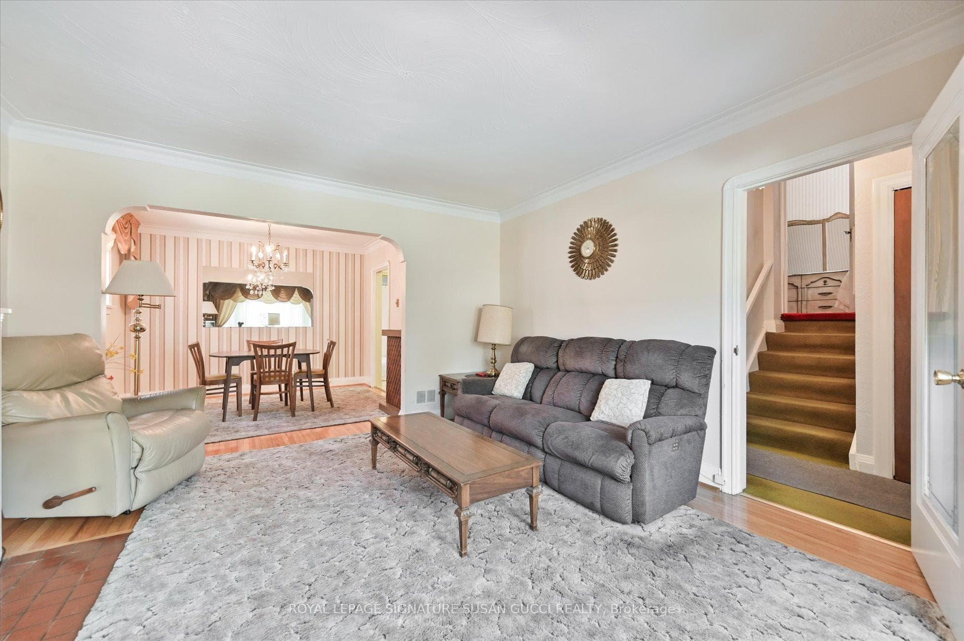 Spacious living/dining