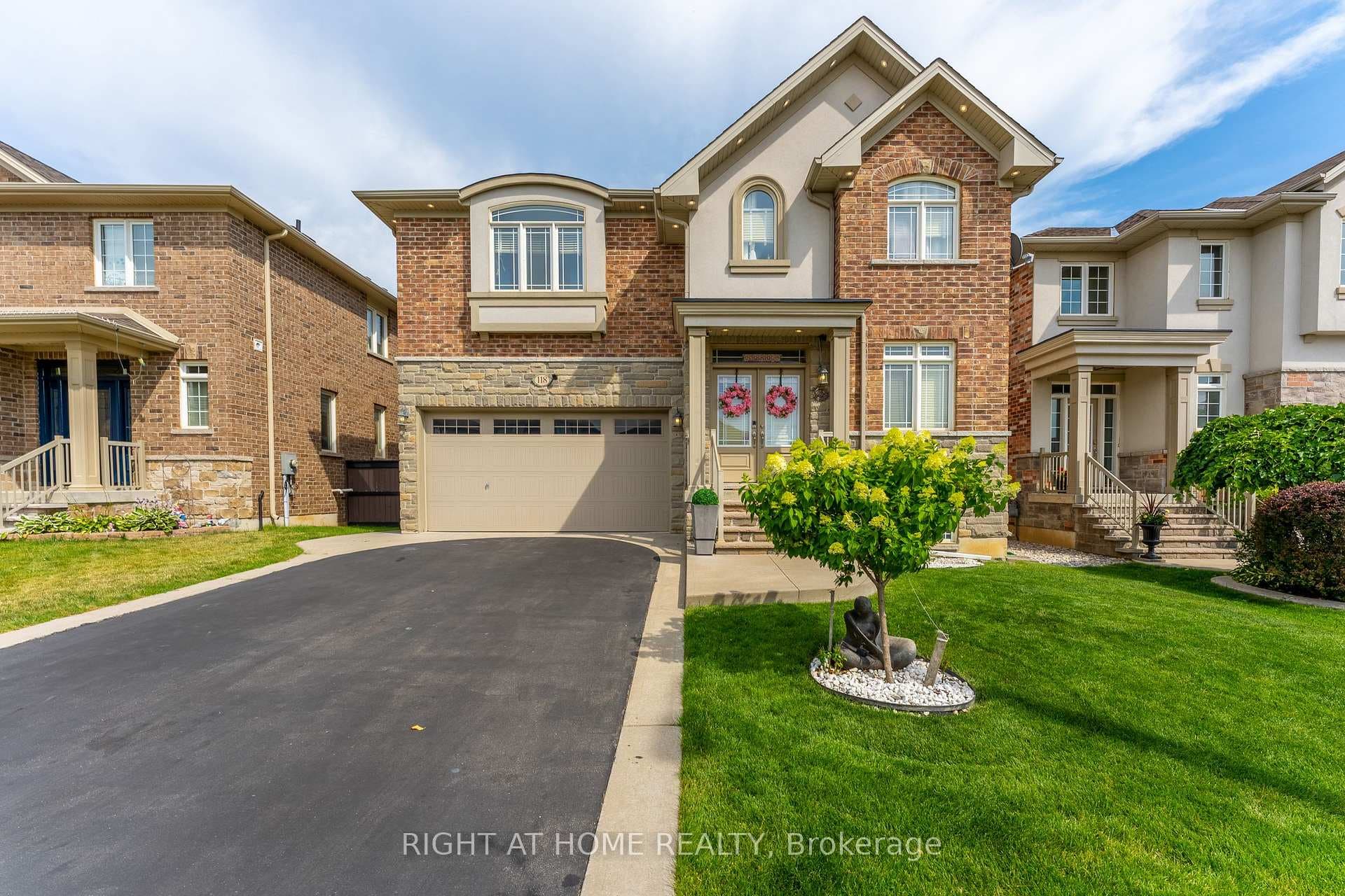 118 Eaglewood Drive photo 1