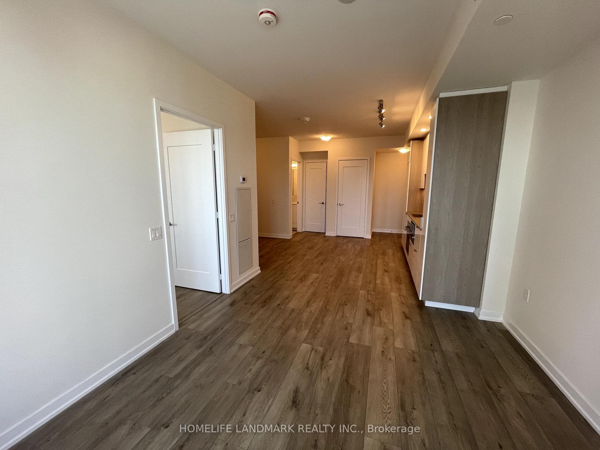 28 Freeland Street Unit 1210 photo 2