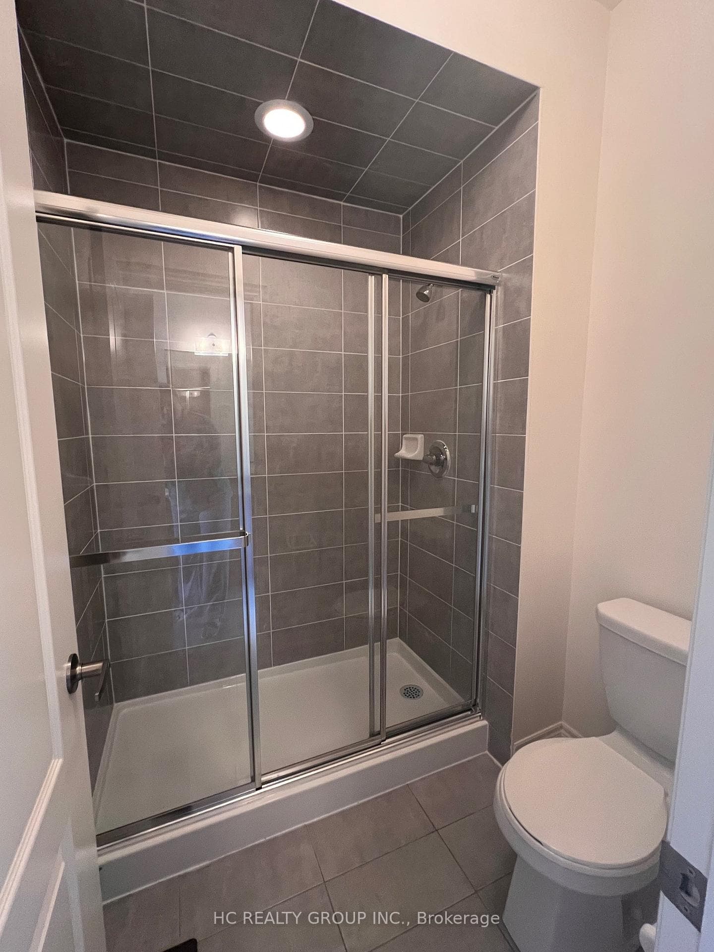 8 Crane Street photo 17