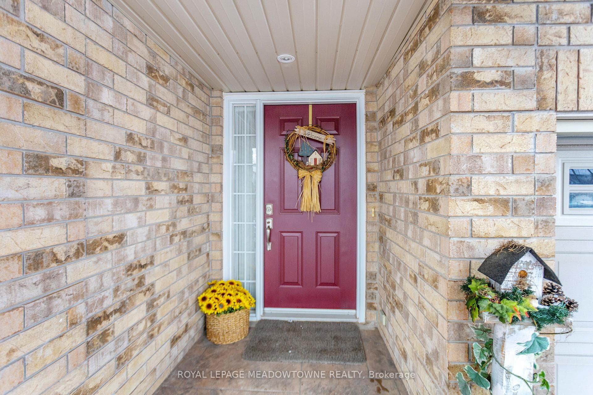 11 Elliott Drive photo 4