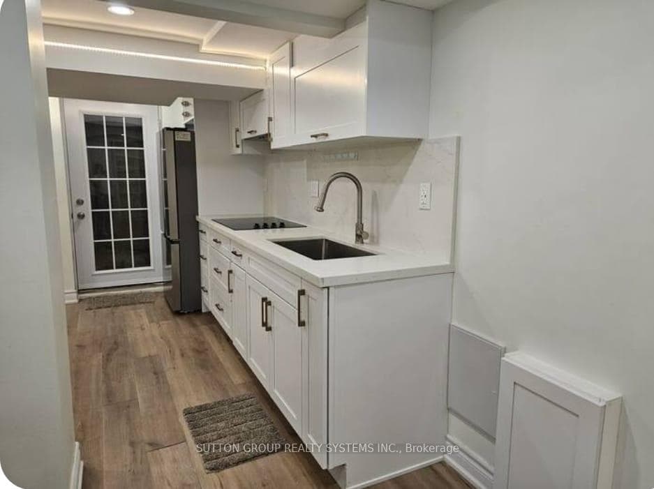 2280 Wiseman Court photo 17