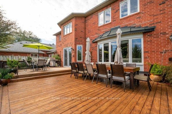 22 Bridlewood Boulevard photo 5