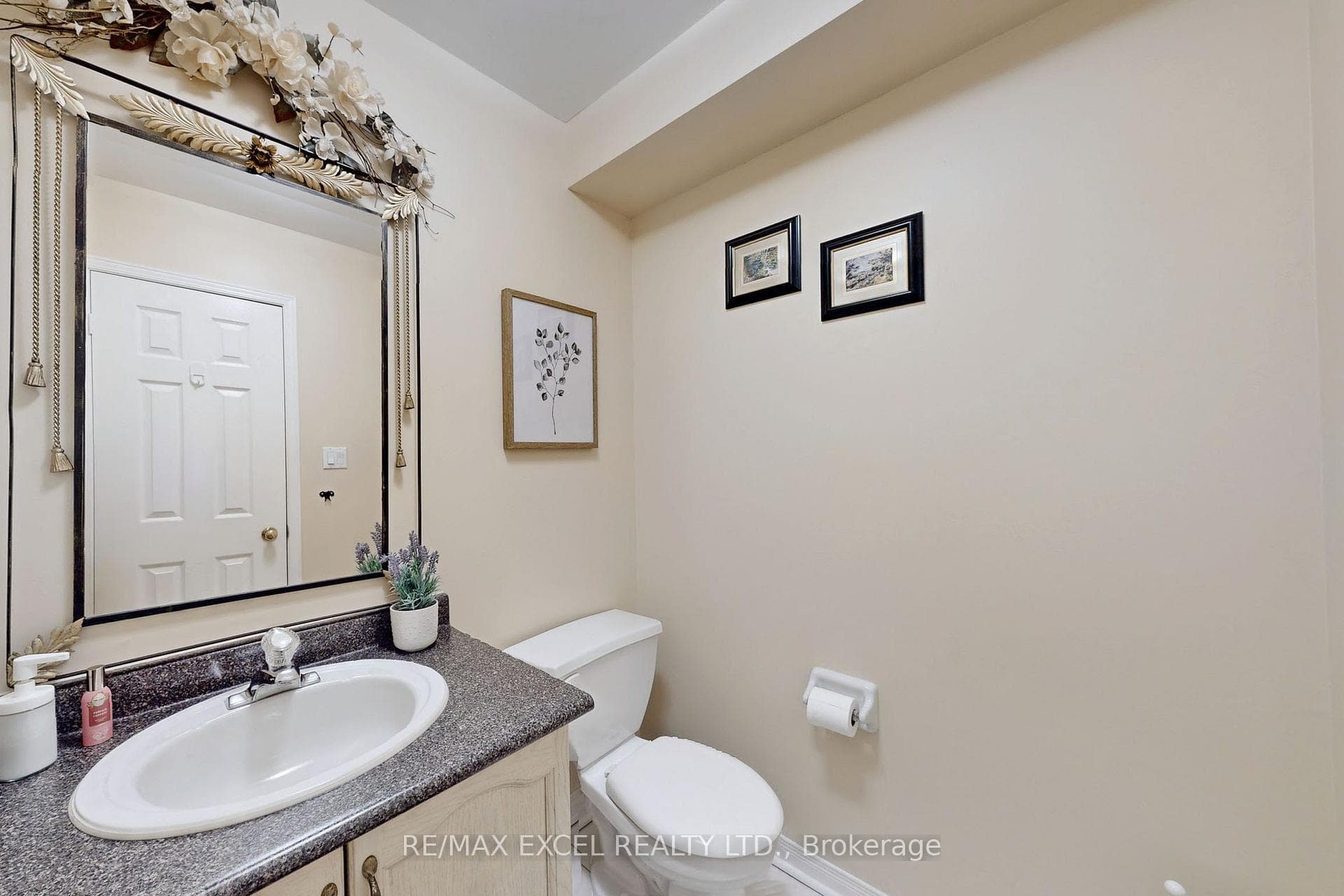 9 Bowles Drive photo 21