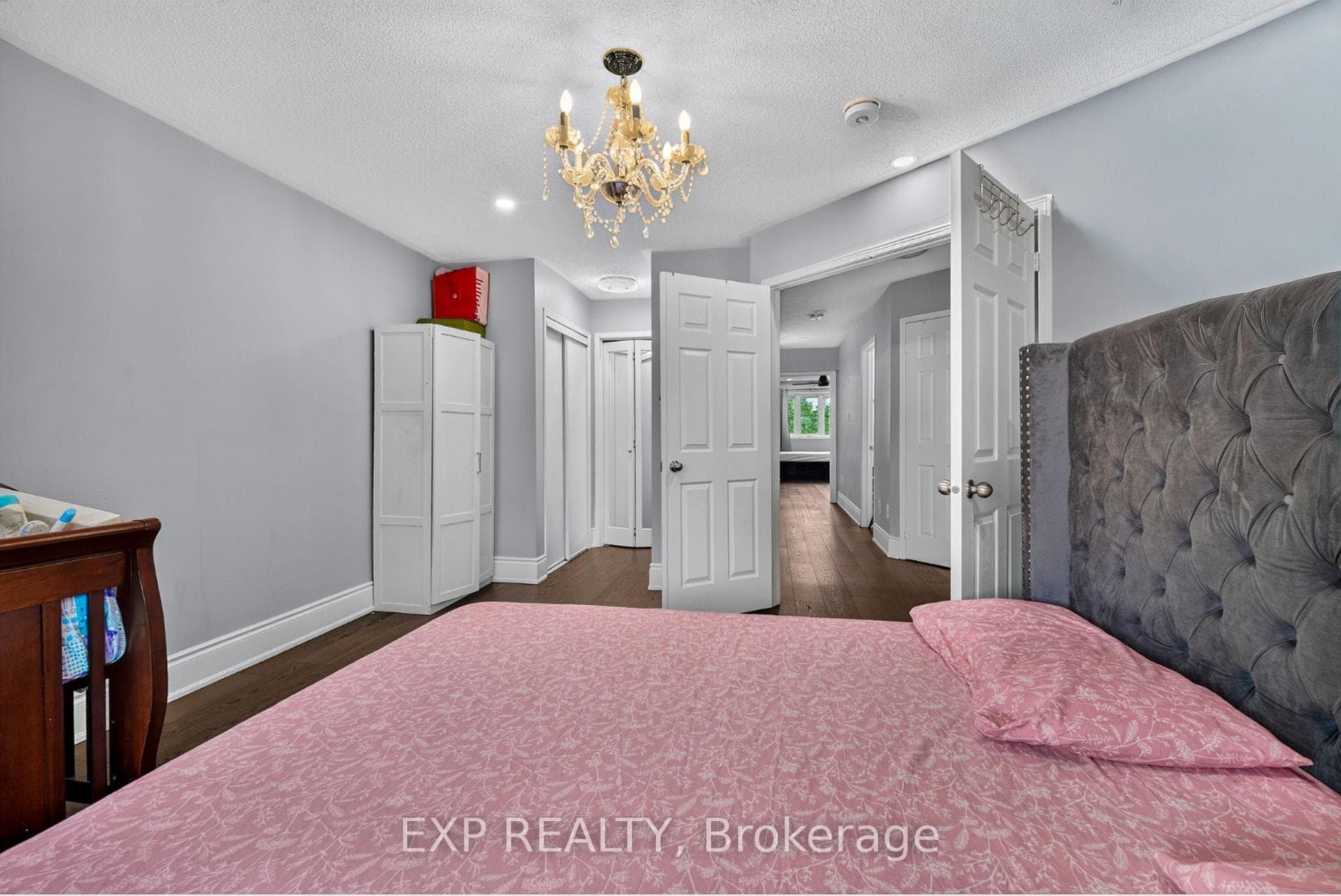 5896 Chorley Place Unit Upper photo 36