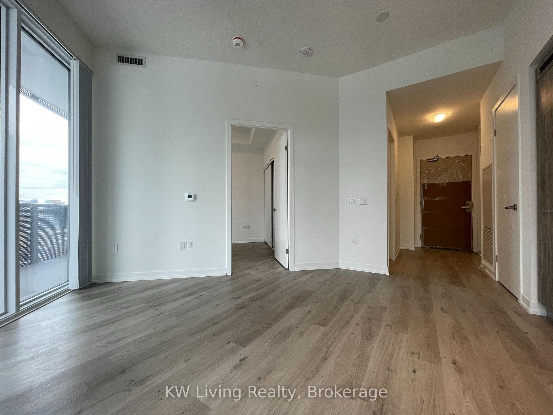 138 Downes Street Unit 2215 photo 6