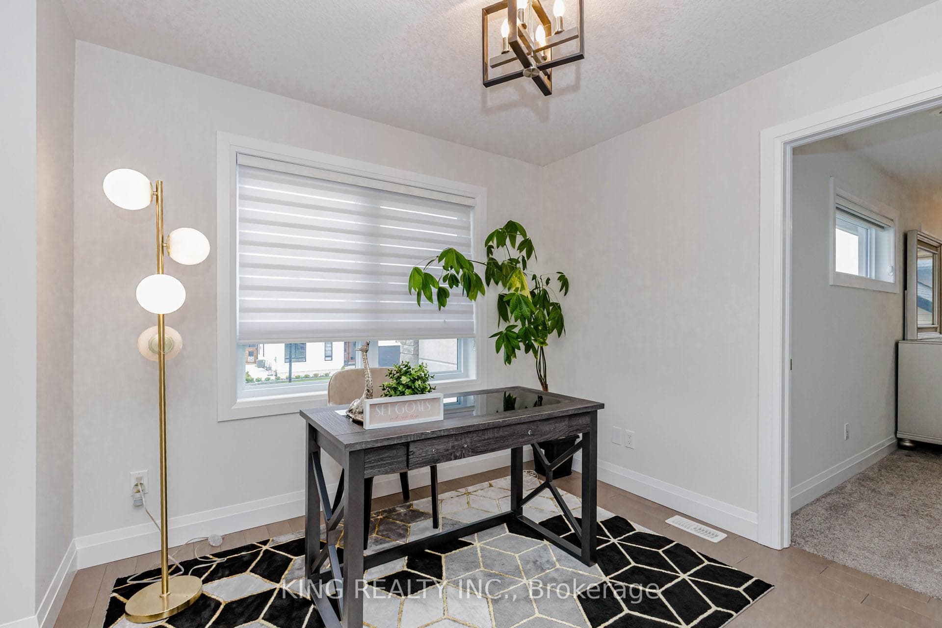 4091 CAMPBELL Street photo 24