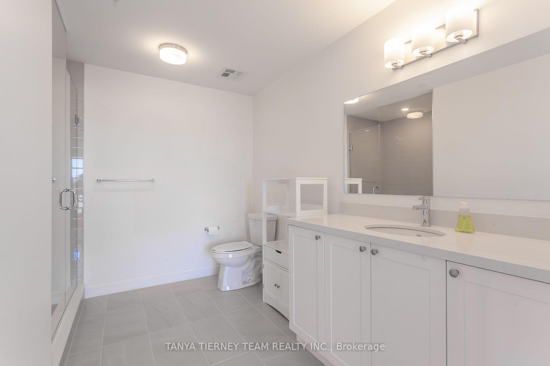 55 Clarington Boulevard Unit 608 photo 28