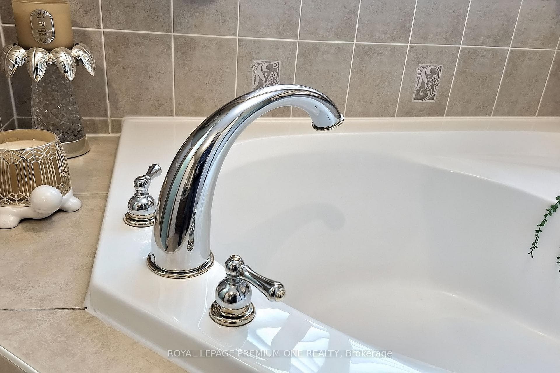 132 Cormorant Crescent photo 35