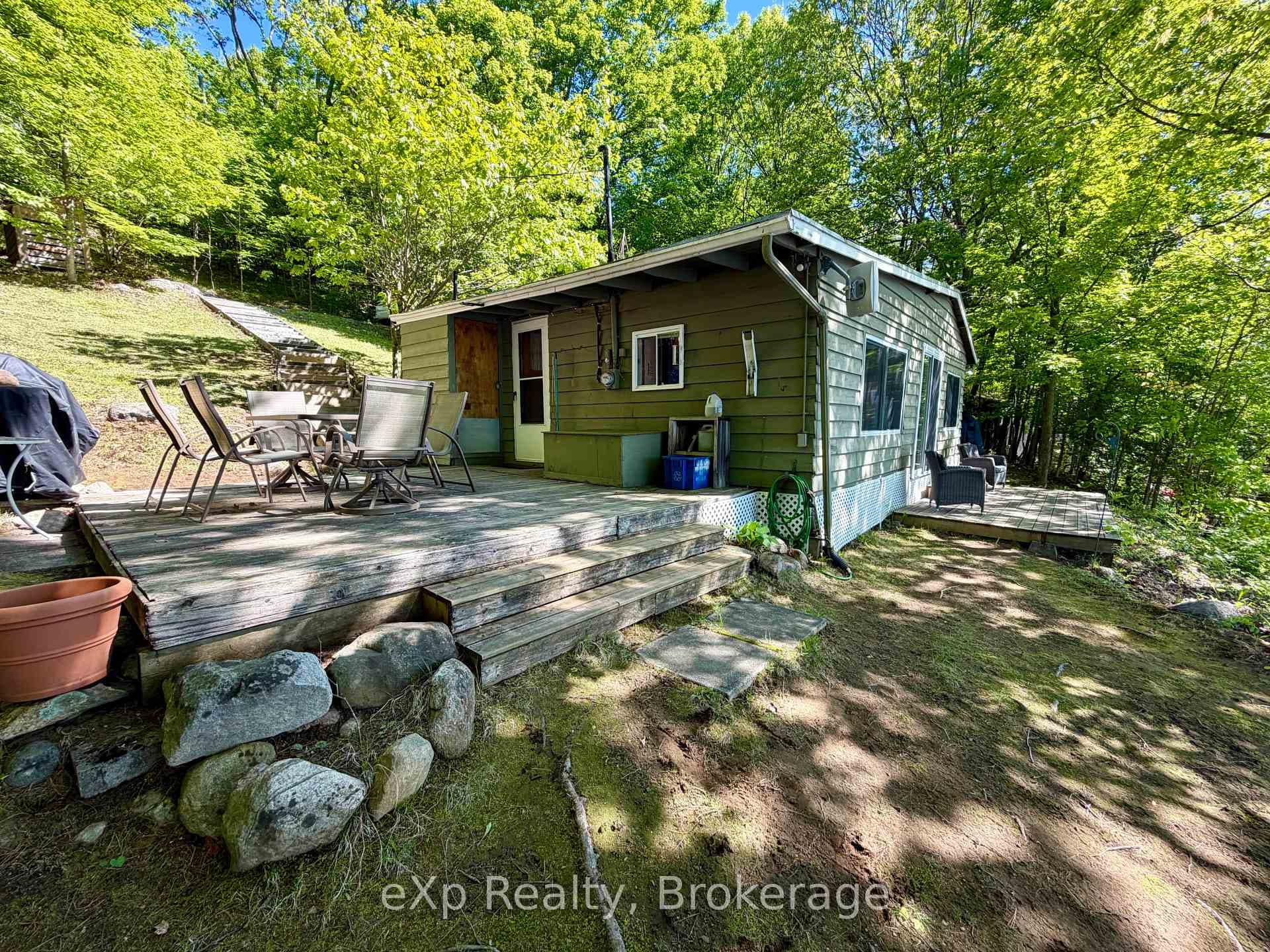 1082 Cowan Park Road Unit 3 photo 4
