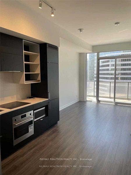 20 Edward Street Unit 2106 photo 5