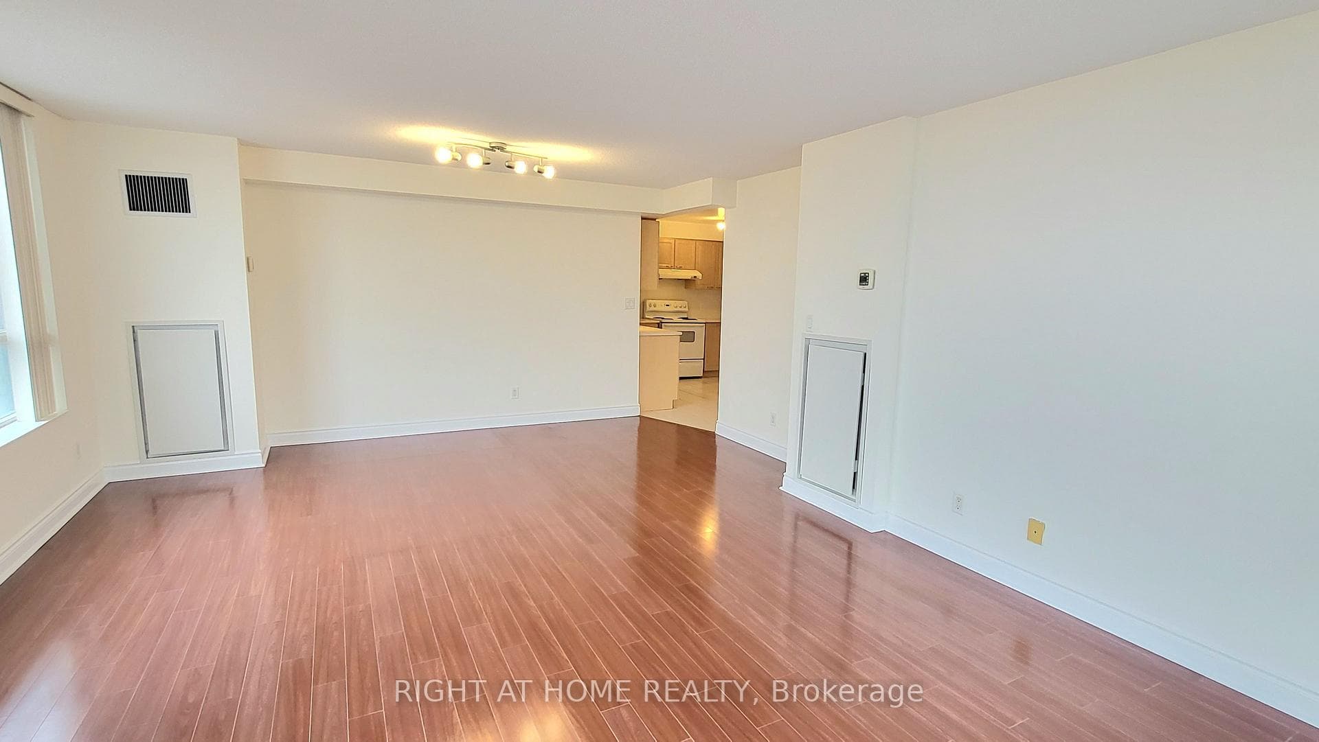 88 Times Avenue Unit 1005 photo 2