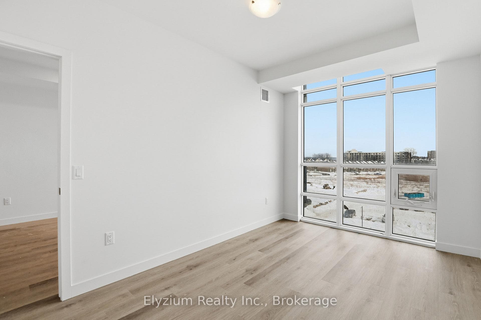 461 Green Road Unit 515 photo 17