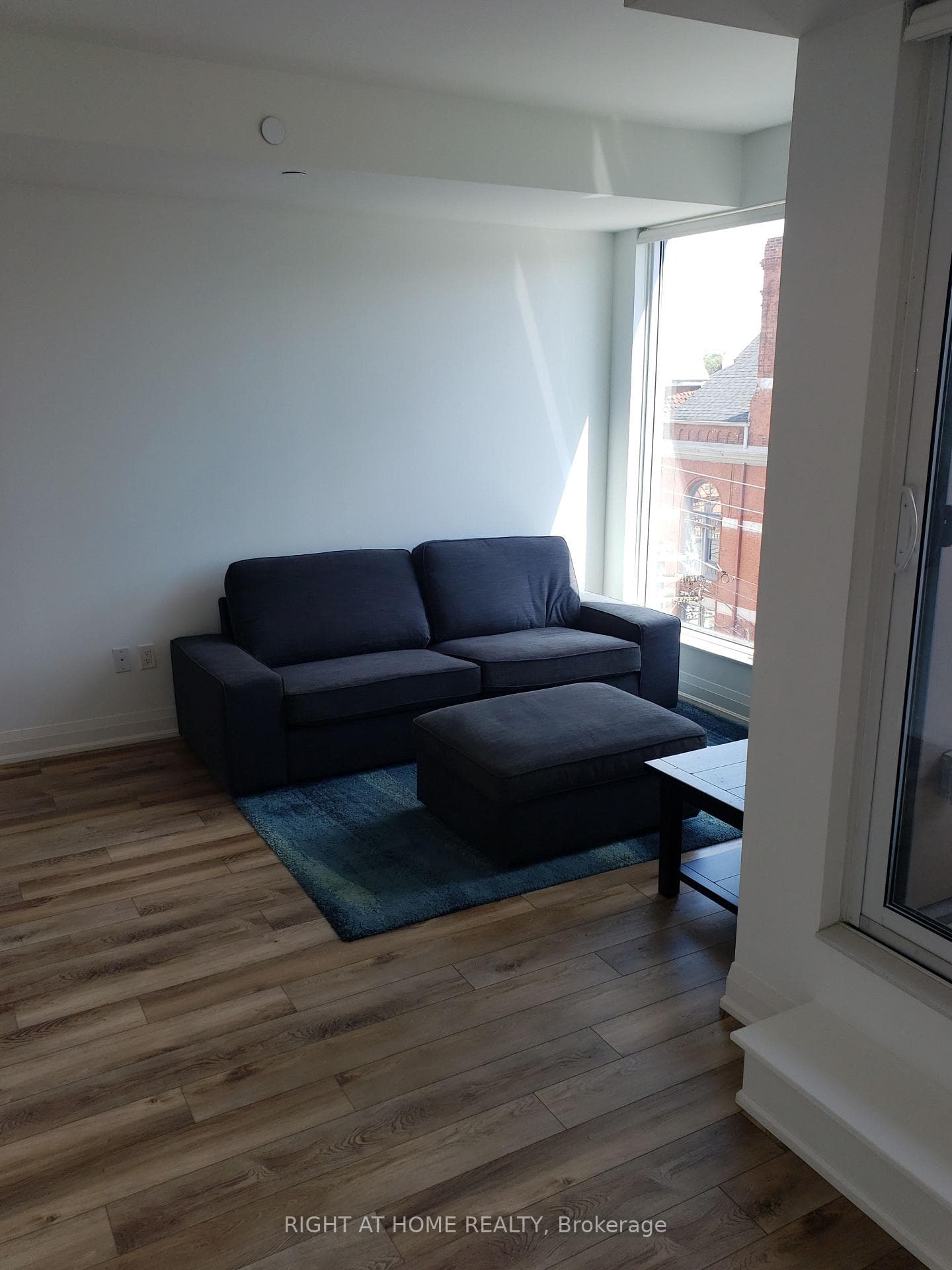 106 Dovercourt Road Unit 519 photo 9